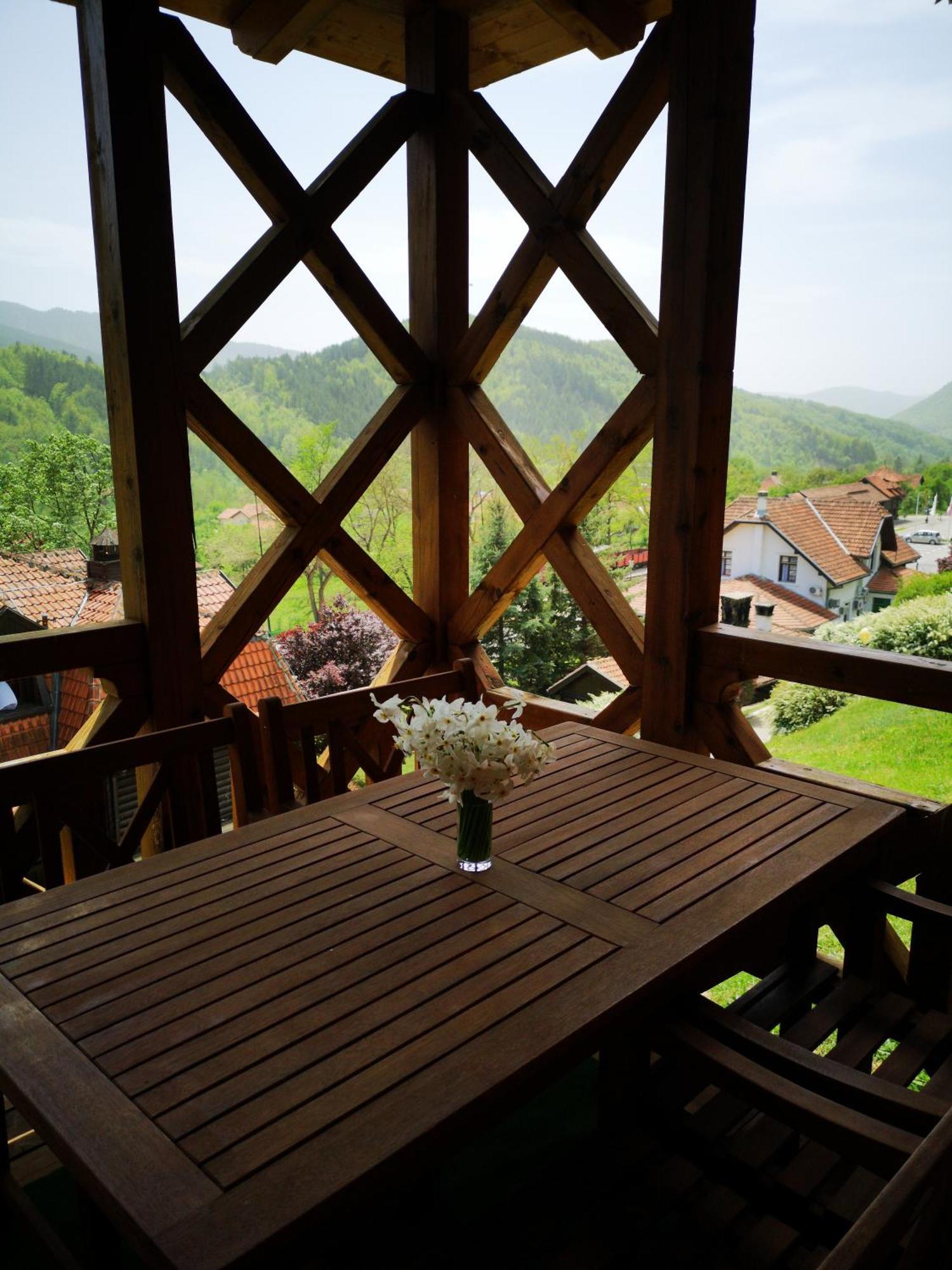 Konaciste Osmica Motel Mokra Gora Luaran gambar
